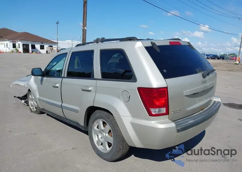 2010 Jeep Grand Cherokee Laredo z USA, uszkodzony, nr VIN 1J4PR4GKXAC153384